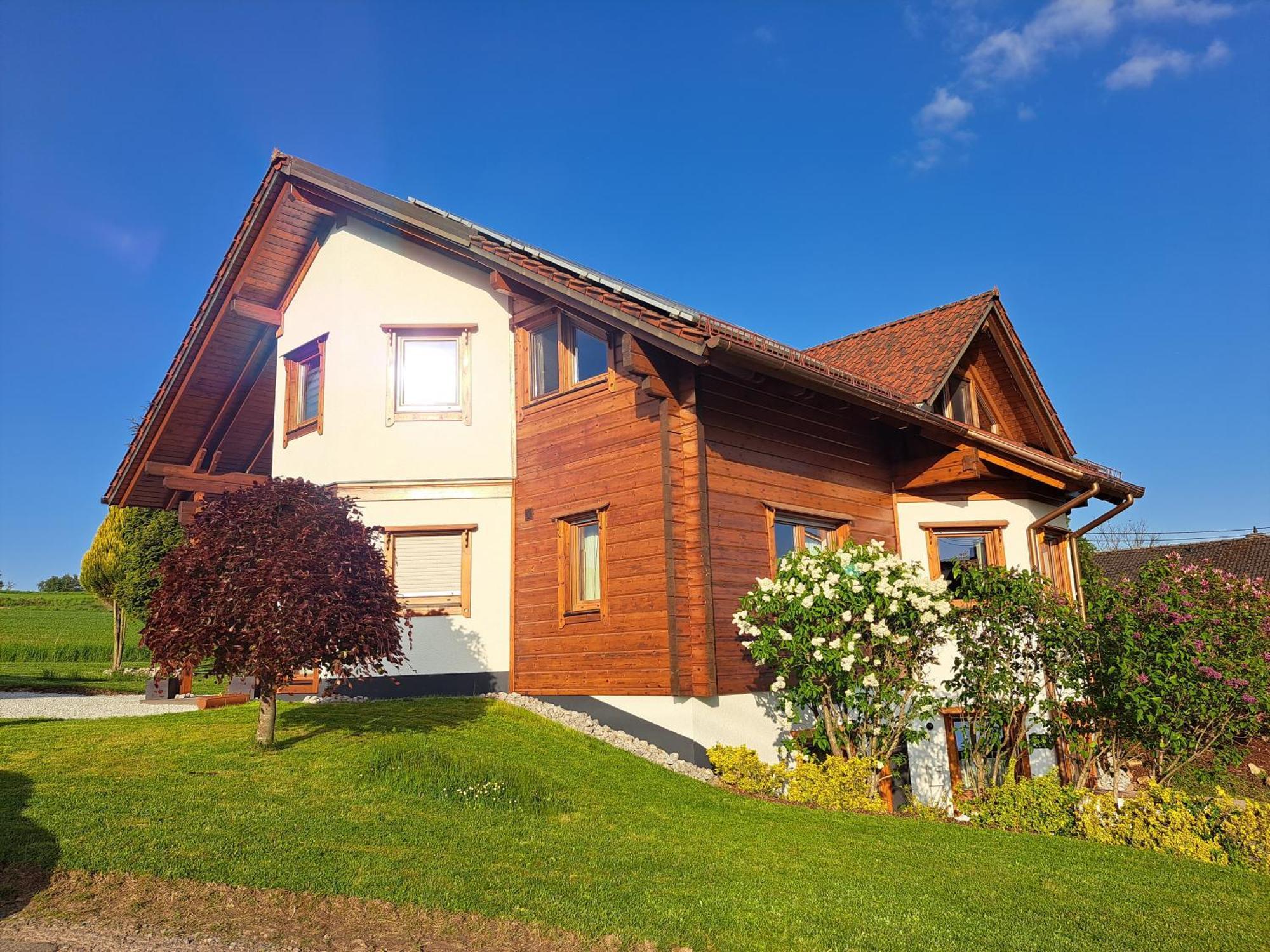 Steewer Landhaus Gemuetliche Ferienwohnung Bis 6 Pers In Ruhiger Ortsrandlage Stebach 외부 사진